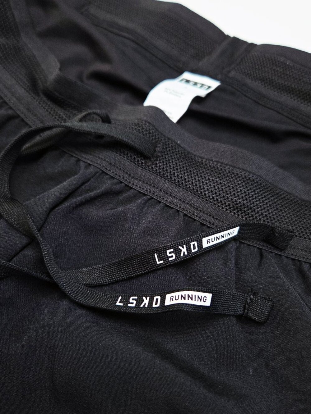 LKSD | Accelerate 3" Mid-Rise Running Short - Black - Picture 6 of 8